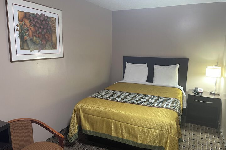 Room 18 of 46