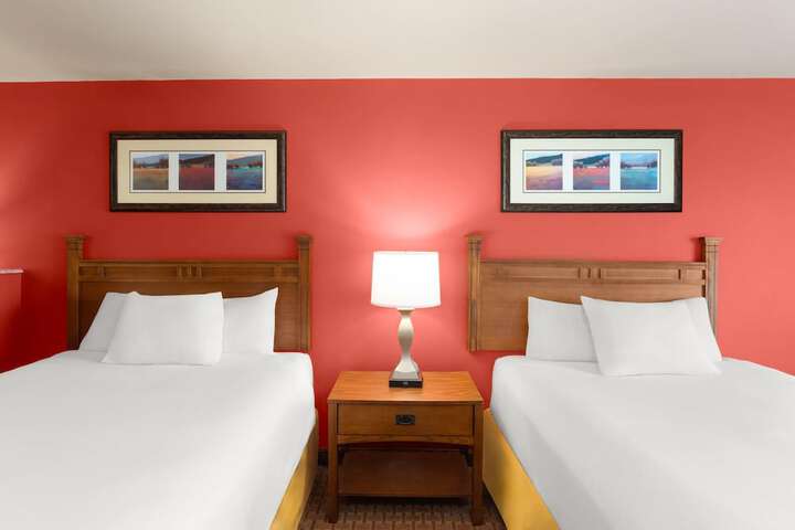 Baymont Inn and Suites by Wyndham Sturgis