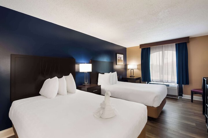 Room 16 of 27