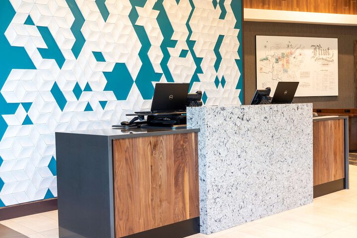 Hyatt Place Flint / Grand Blanc