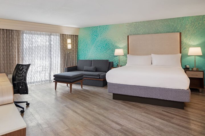Courtyard by Marriott San Diego Del Mar / Solana Beach
