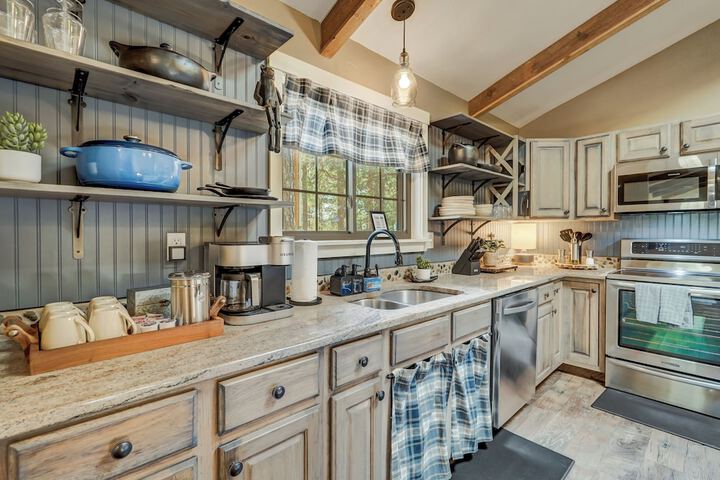 Buckskin Hideaway
