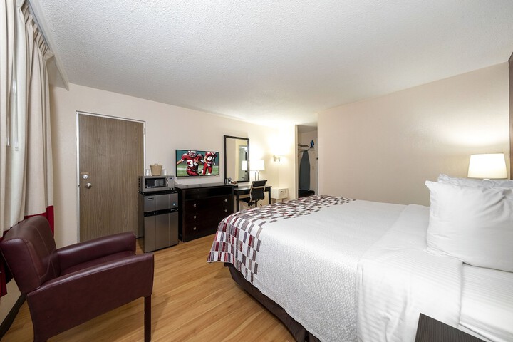 Room 14 of 27