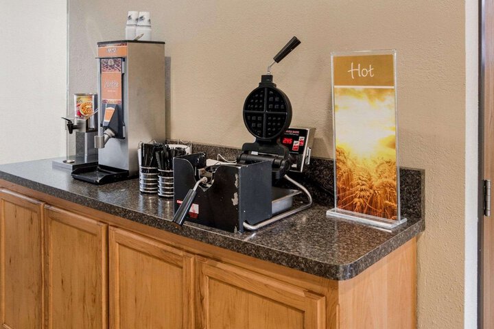 Breakfast/Coffee Service 26 of 29
