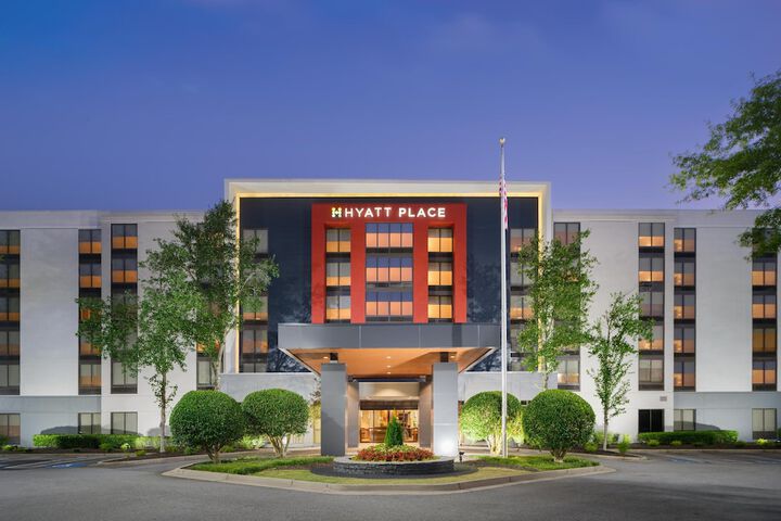 Hyatt Place Roanoke Airport / Valley View Mall