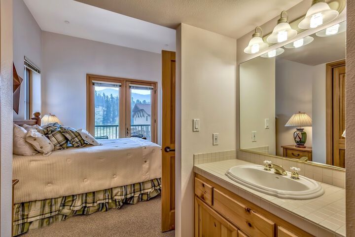 Luxury 2br + Loft Lodge at Kirkwood Unbeatable Location 2 Bedroom Condo by RedAwning