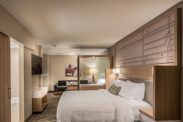 Room 14 of 75