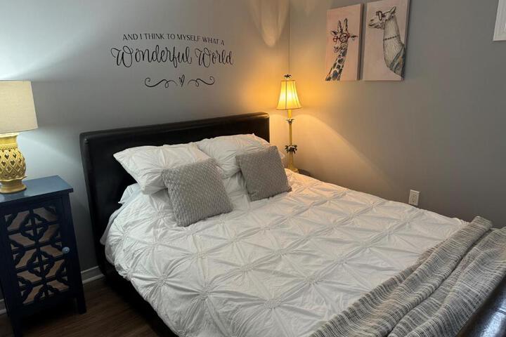 Lazy Dayz Vacation Rental