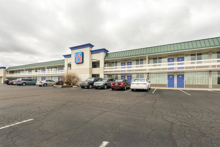 Motel 6 Troy OH
