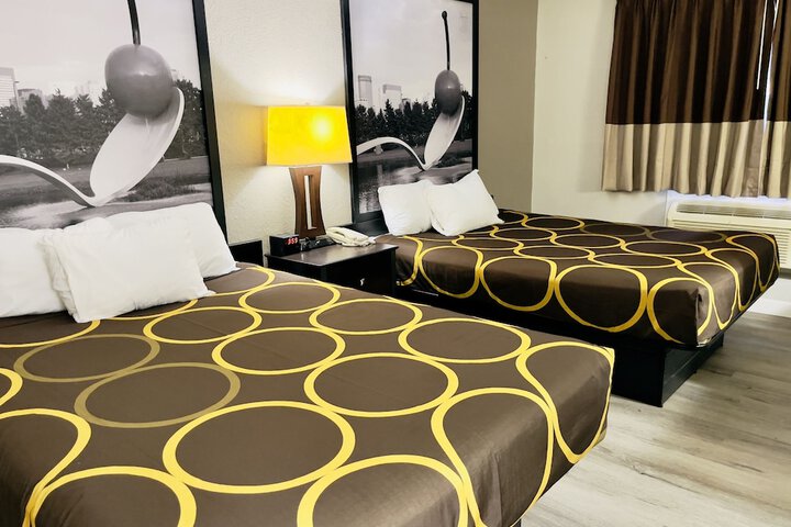 Room 42 of 65