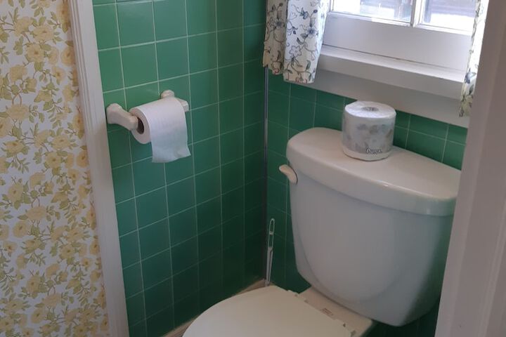 Room 118 of 215