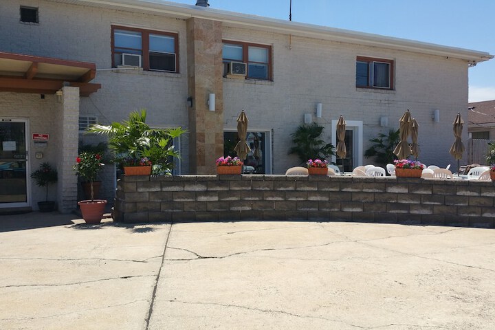 Terrace/Patio 36 of 44
