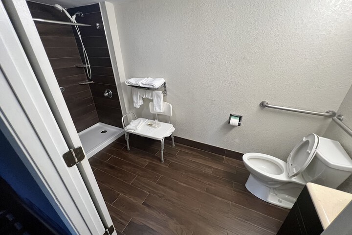 Room 19 of 22