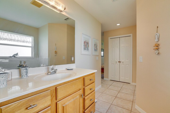 Waterfront Lake Placid Home w / Yard & Boat Launch!