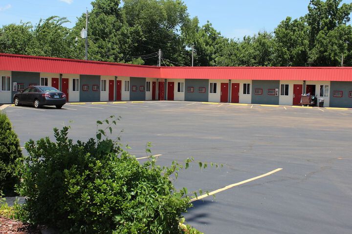 Property Grounds 14 of 17