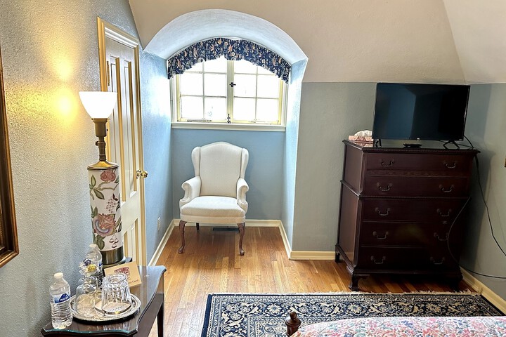 Room 148 of 184