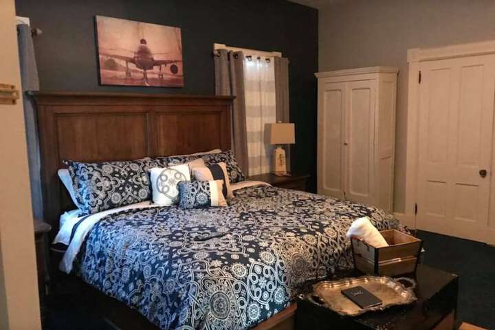 Room 6 of 20