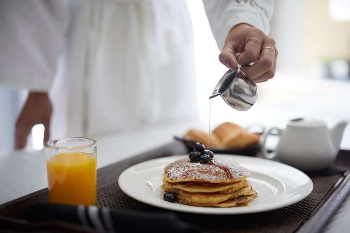 Breakfast/Coffee Service 90 of 121