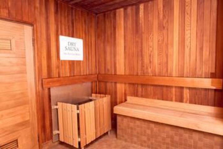 BEST WESTERN PLUS Coquitlam Inn Convention Centre