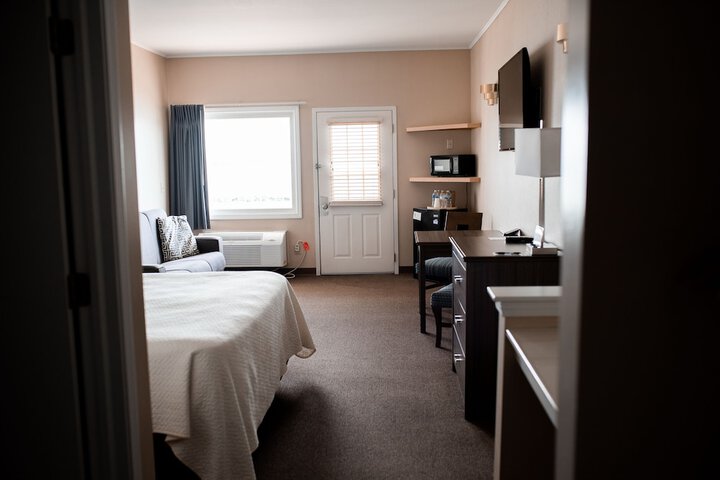 Room 11 of 15
