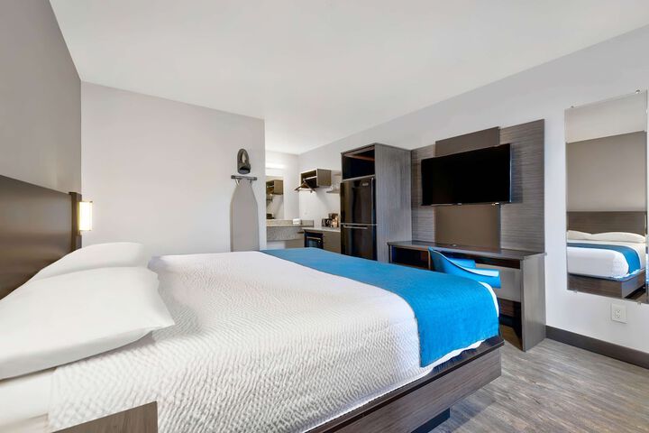 Room 16 of 27