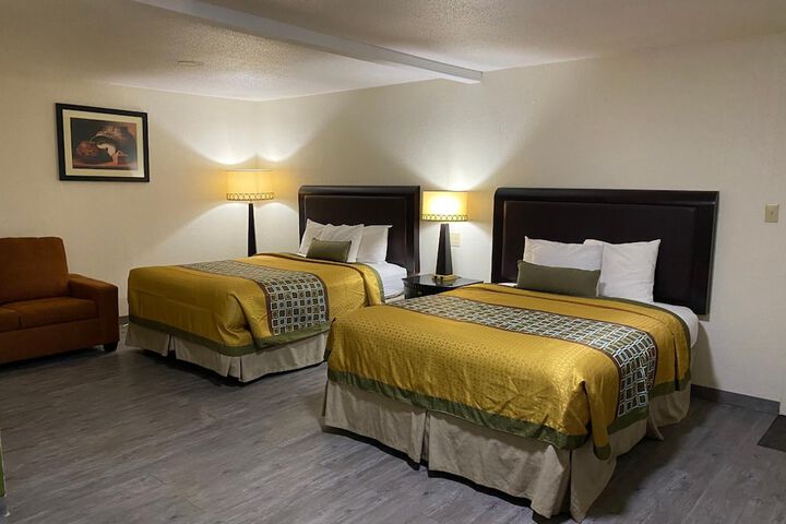 Room 14 of 19