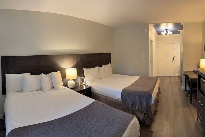 Carolina Pine Inn
