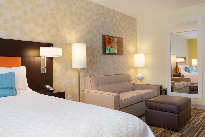 Home2 Suites by Hilton Champaign / Urbana