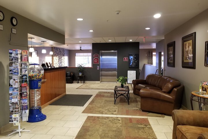 Hotel Interior 11 of 39