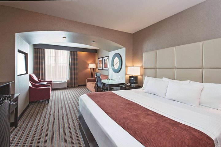 Room 20 of 37