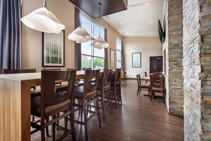 Best Western Plus Edmonton Airport