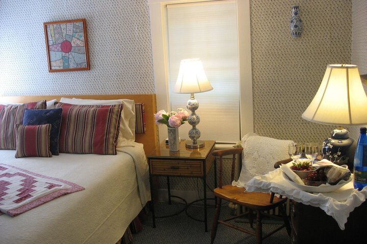 Room 28 of 39