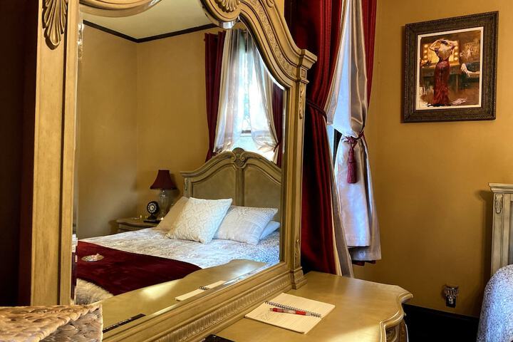 Room 47 of 75