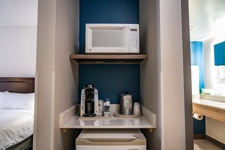 Room 19 of 49