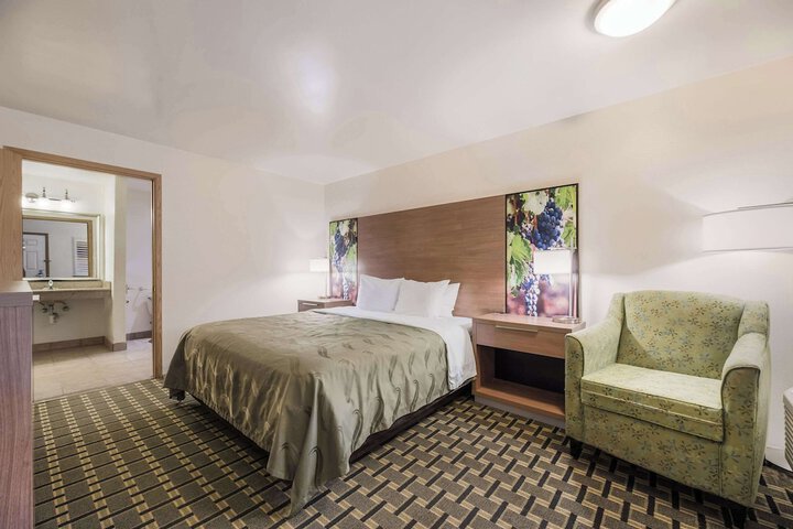 Room 14 of 47