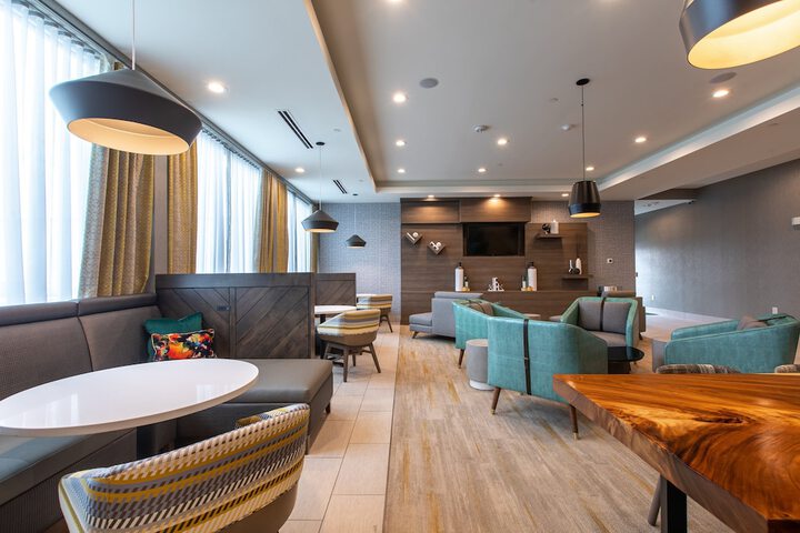 Hotel 6 of 57