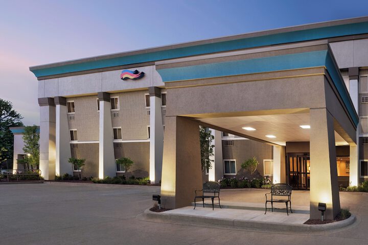 Baymont by Wyndham Mt. Pleasant