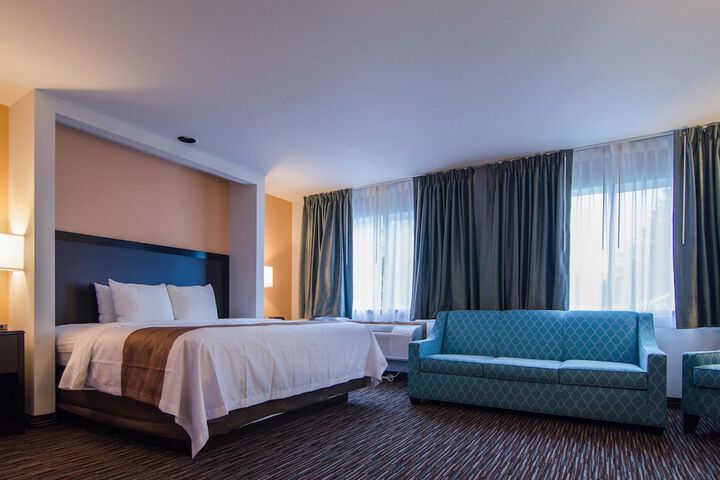Room 15 of 61