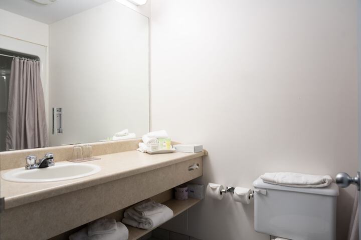 Room 46 of 56