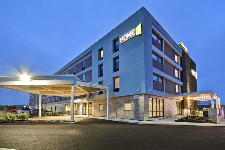 Home2 Suites by Hilton Portland Airport