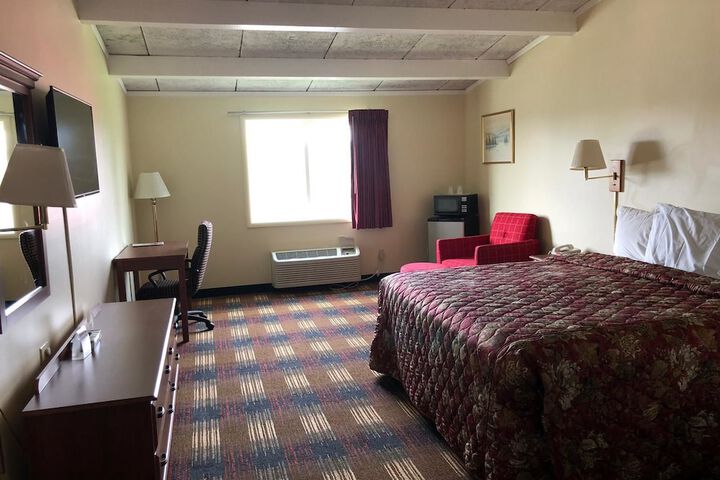 Red Carpet Inn North Syracuse