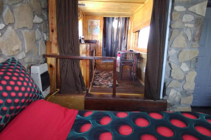 La loma del chivo Llc Stone Cottage alternative building