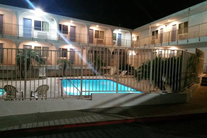 Pool 11 of 37