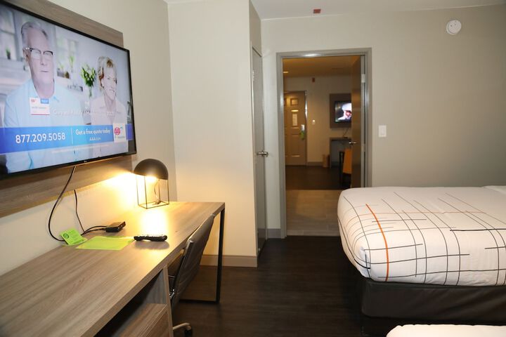 Room 51 of 67