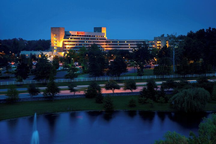 Hotel 2 of 161