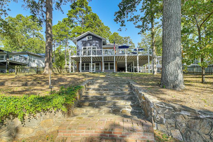 Hot Springs Lakefront Home w / Dock & Water Views!