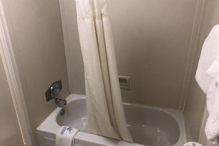 Room 44 of 57