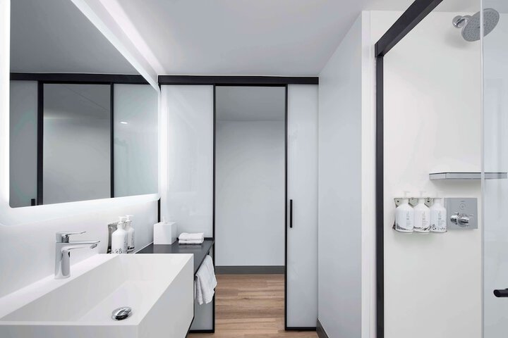 Room 20 of 58