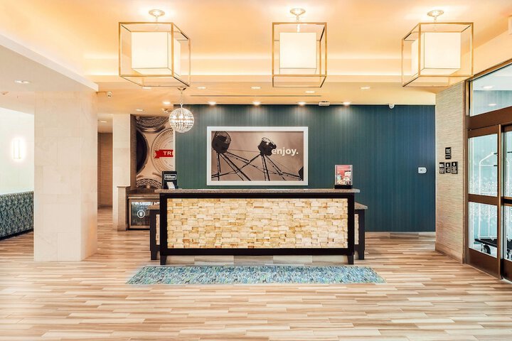 Hampton Inn & Suites Mission Viejo
