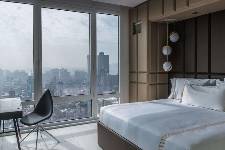 Room 69 of 114